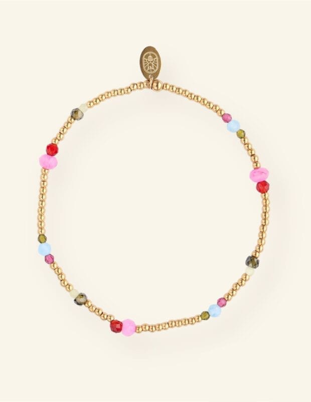 Handgemaakte stainless steel sieraden van Mable Happiness, met kleurrijke stenen die elke outfit opvrolijken