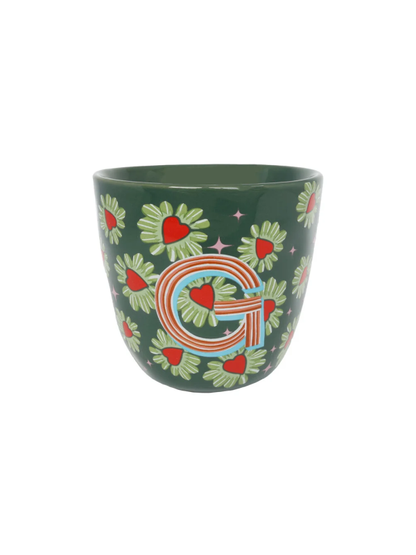 Keramische mok met de letter G van All the Luck in the World, ideaal voor een gepersonaliseerd cadeau of dagelijks gebruik