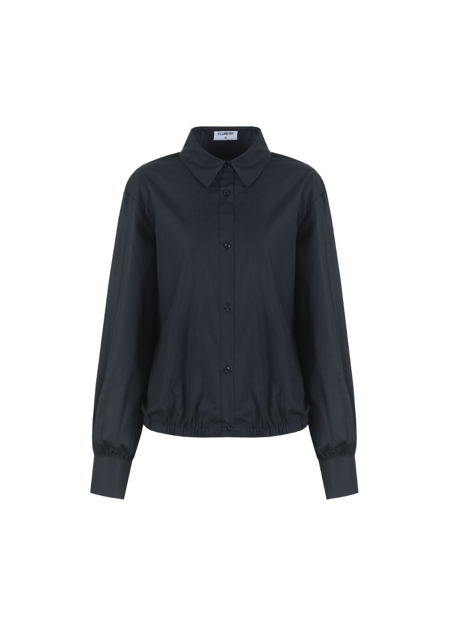 Fluresk Thesia blouse Fluresk Thesia blouse in zwart met elegante pasvorm