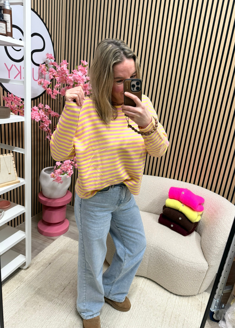 Gestreepte longsleeve geel roze Gestreepte longsleeve geel roze