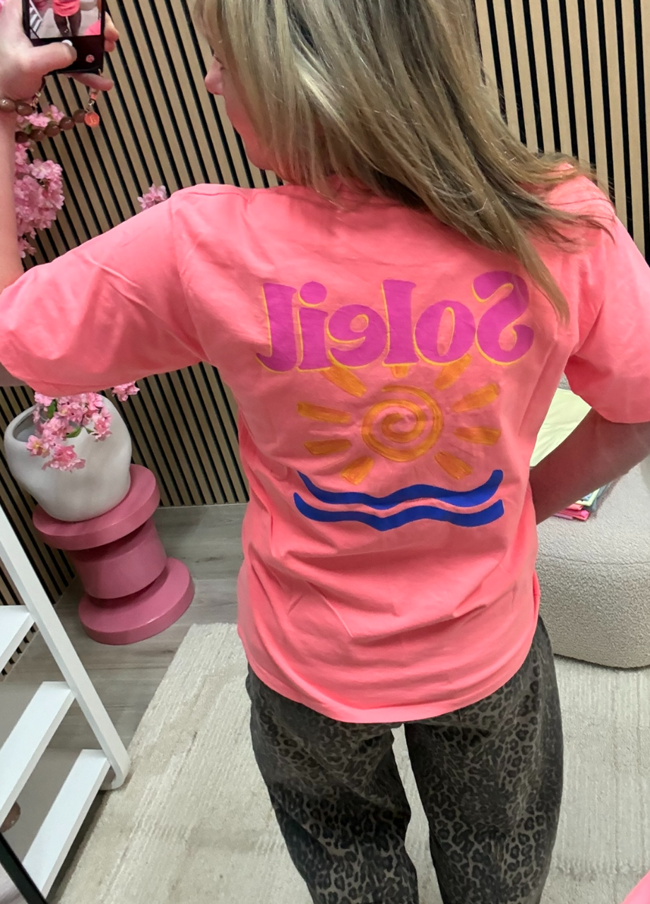 T-shirt Soleil (8) T-shirt Soleil koraal – achterkant – So Lucky