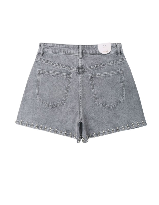 Achterkant van Redial denim short studs grijs met stretch denim – So Lucky